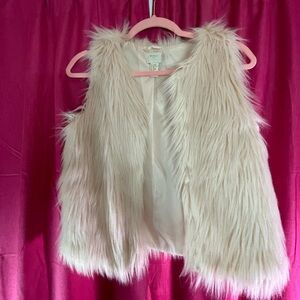 Forever 21 Cute pink furry vest, perfect for a topper for outfits